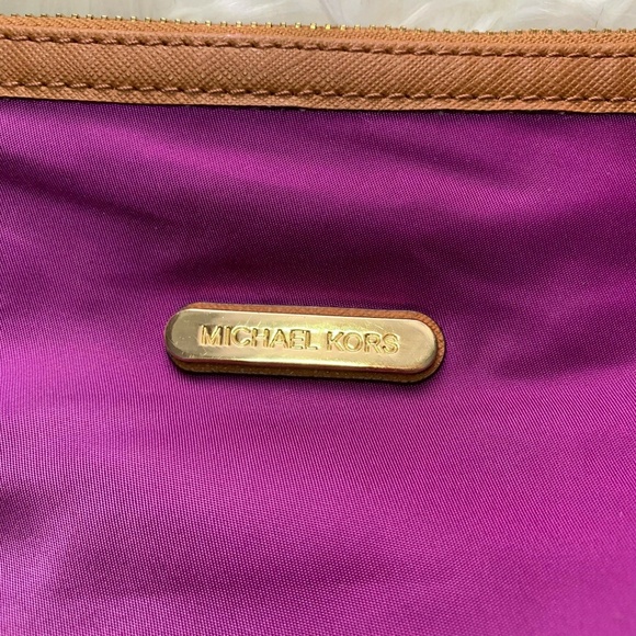 Michael Kors bag - Picture 2 of 4